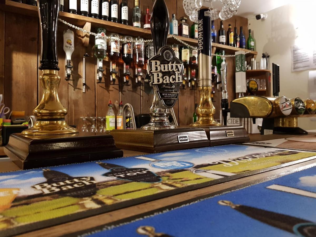 The Cock Hotel Bronllys Ngoại thất bức ảnh