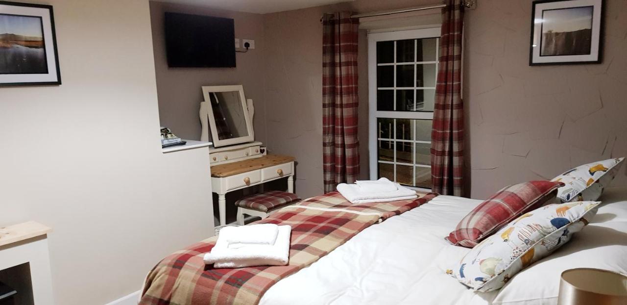 The Cock Hotel Bronllys Ngoại thất bức ảnh